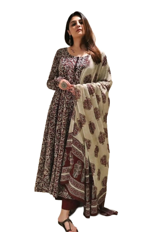 Nermosa Women Printed Anarkali Kurta and Pant Set with Dupatta | Printed Kurta Set | Cotton Suit | Women Kurta Sets | (IN, Alpha, 2XL, Regular, Standard, Maroon)