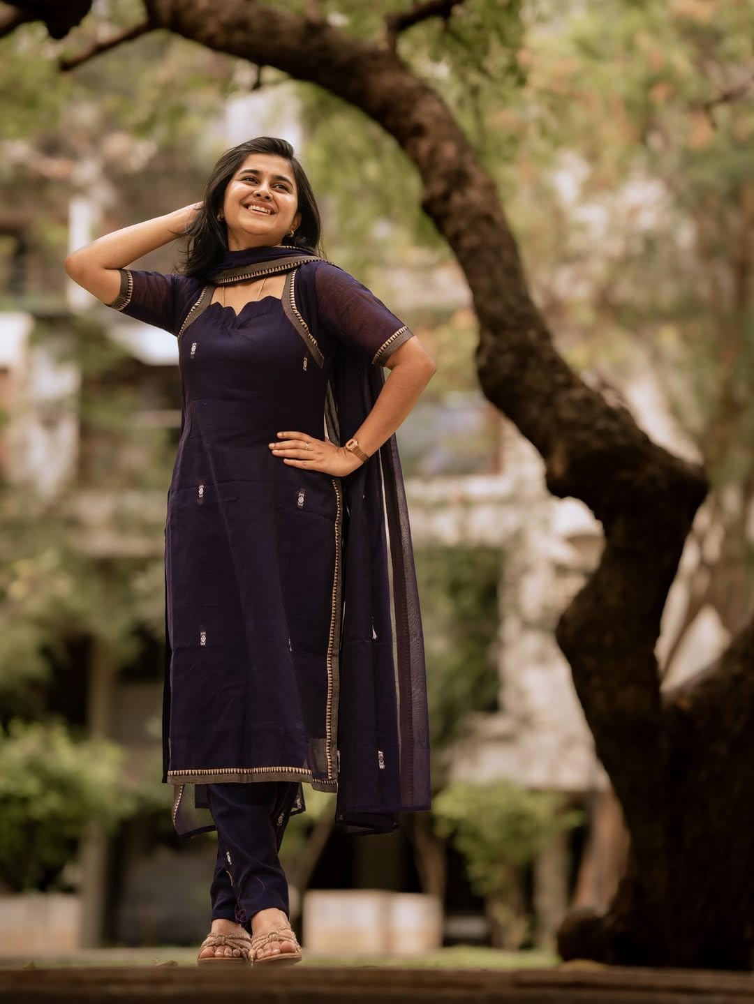 GoSriKi Women's Poly Printed Straight Kurta With Pant And Dupatta For Women (Sanchaya Purple-GS_XL_Purple_XL)