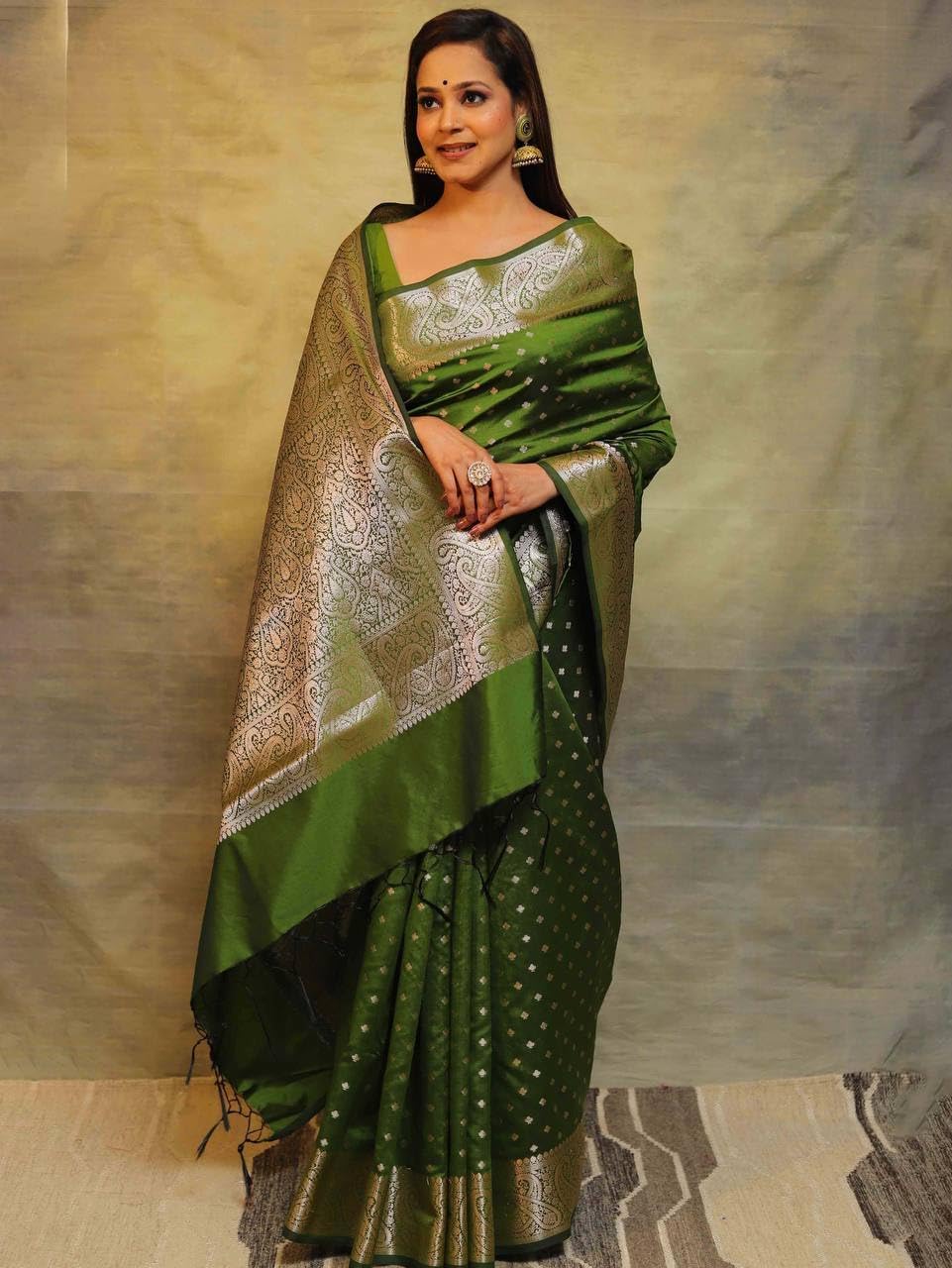 C J Enterprise Women's Banarasi Saree Pure Kanjivaram Silk Saree Soft Design Wear Pattu Sarees Latest Cotton With Blouse Piece for Wedding sadi new ladies 2026