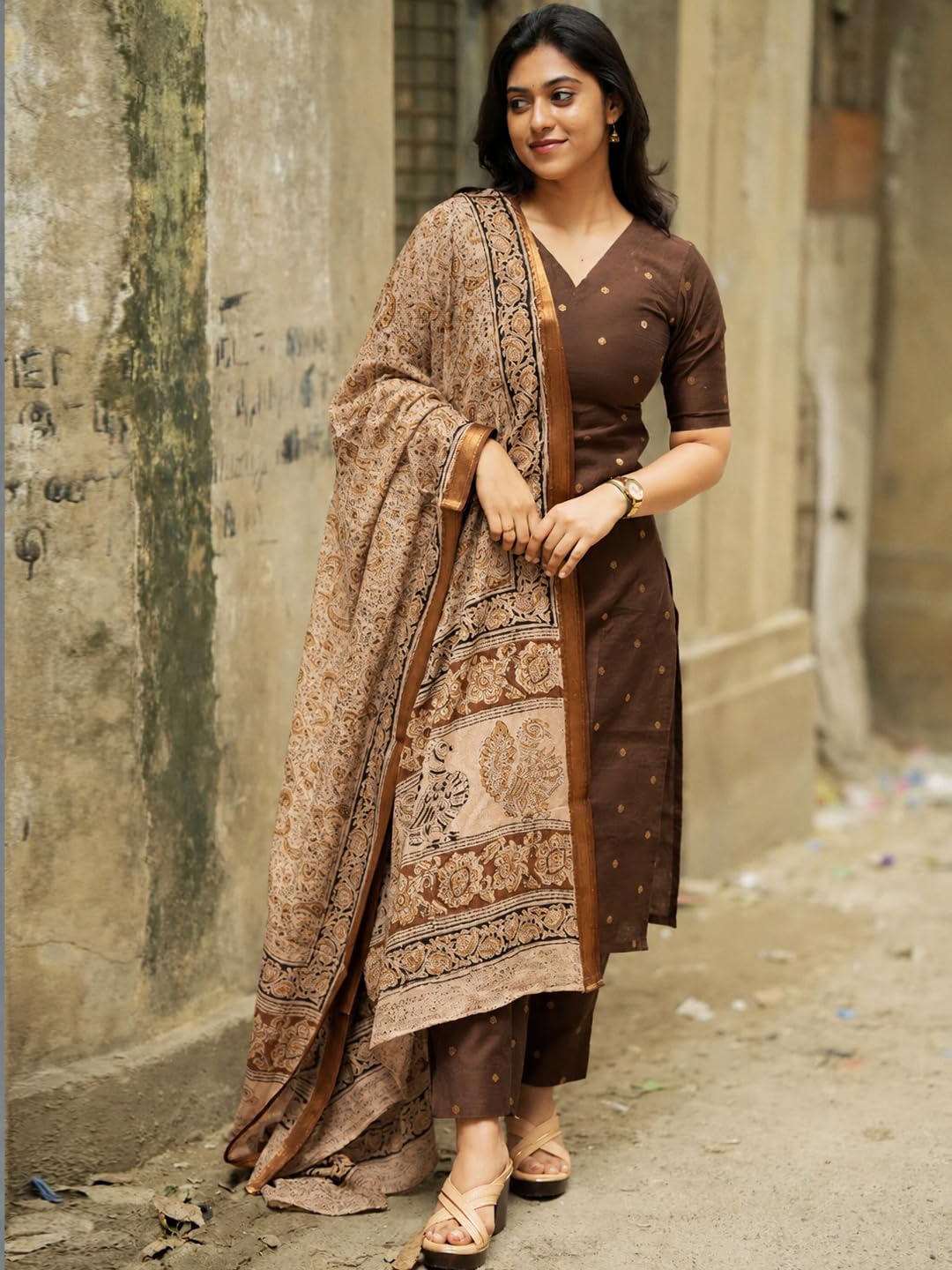 GoSriKi Women's Rayon Viscose Straight Printed Kurta with Pant & Dupatta (AHANKAR BROWN-GS-FBA_M_Brown_Medium)