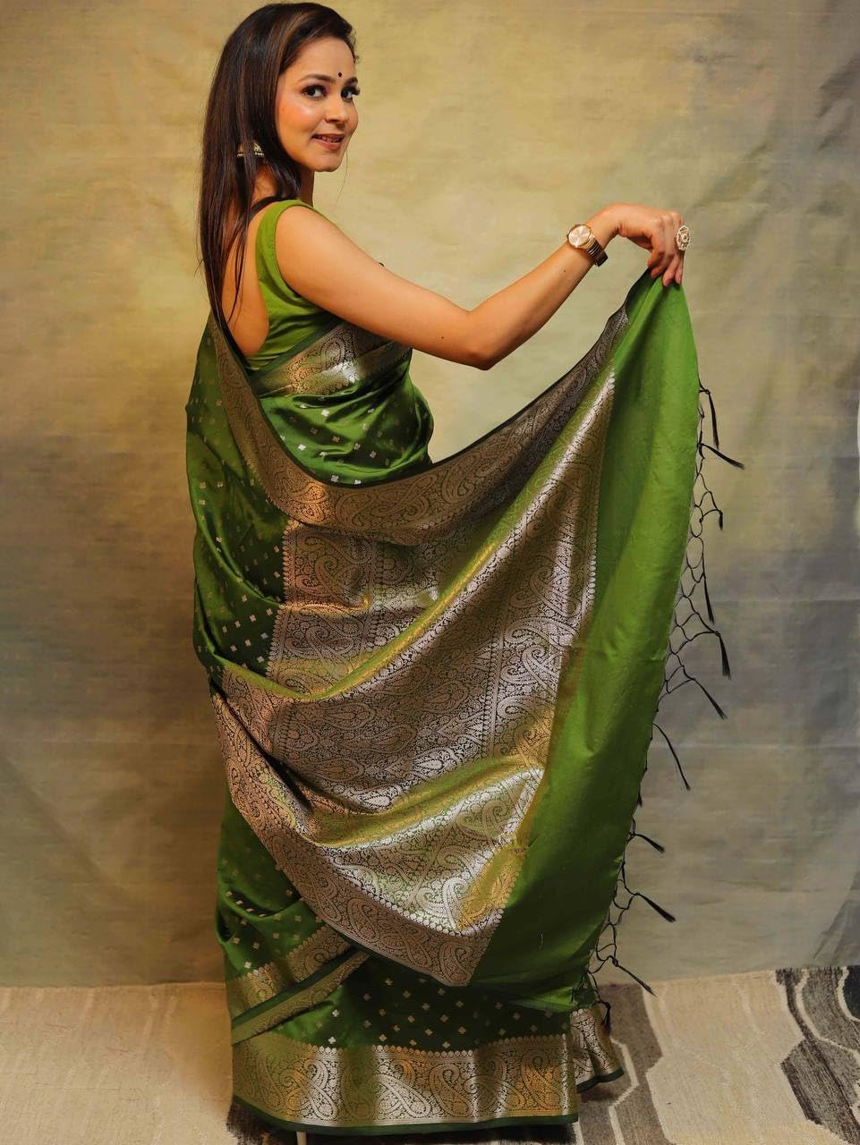 C J Enterprise Women's Banarasi Saree Pure Kanjivaram Silk Saree Soft Design Wear Pattu Sarees Latest Cotton With Blouse Piece for Wedding sadi new ladies 2026