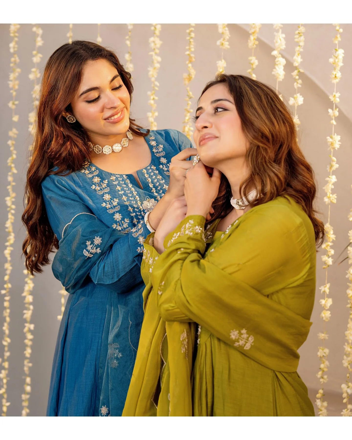Nermosa Women Embroidery Solid A-Line Kurta and Pant Set with Dupatta (IN, Alpha, XL, Morepeach)