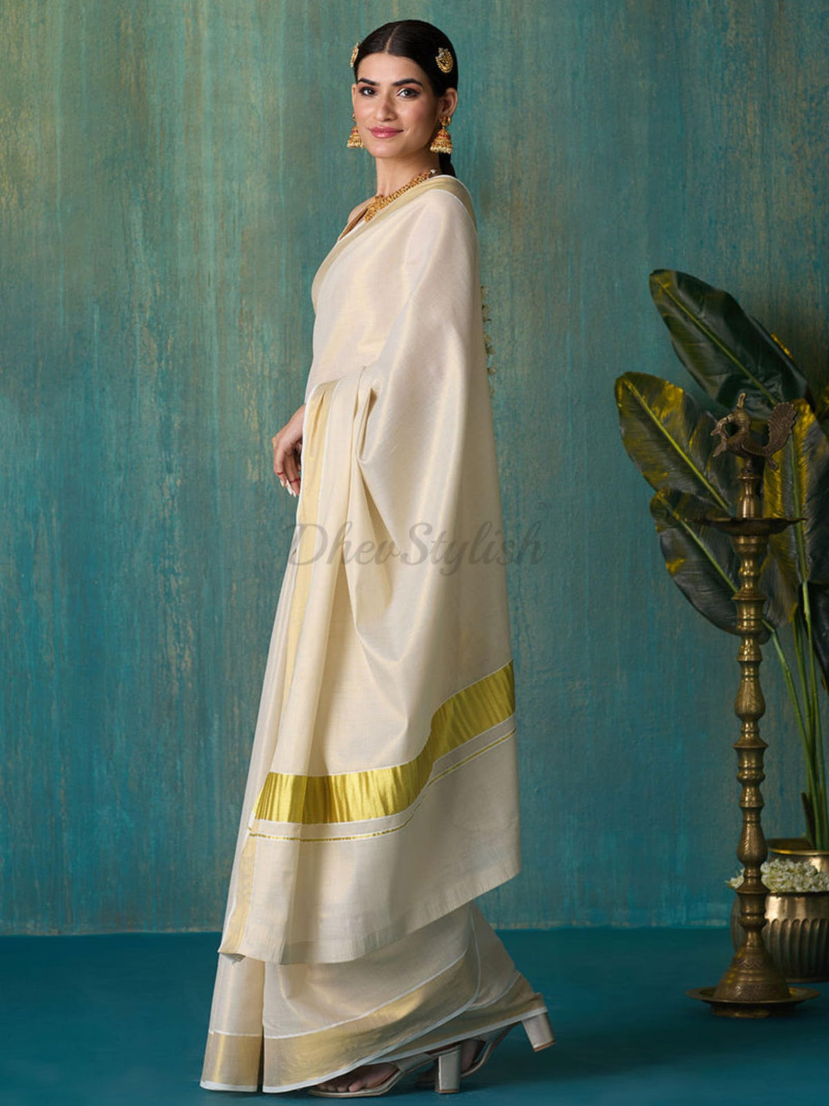 DhevStylish Women's Kerala Kasavu Golden Tissue Plain Saree with Running Blouse | South Indian Saree