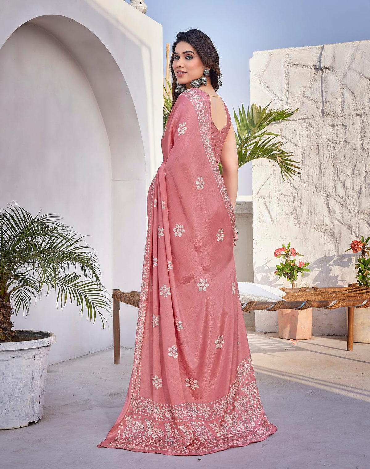 Yashika Women's Elegant Chiffon Saree with Blouse Material - Embrace Trendy Style and Timeless Elegance in this Exquisite Attire (AZ-YS-P1-UTISHA PEACH)